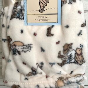 NWT Pooh-Bear-Collection BABY BLANKET SOFT 30in x 40in Winnie The Pooh Piglet
